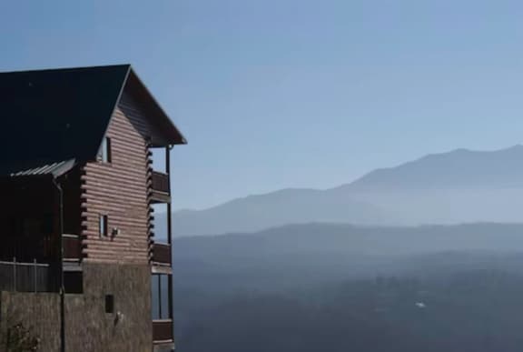Starr Buck Lodge